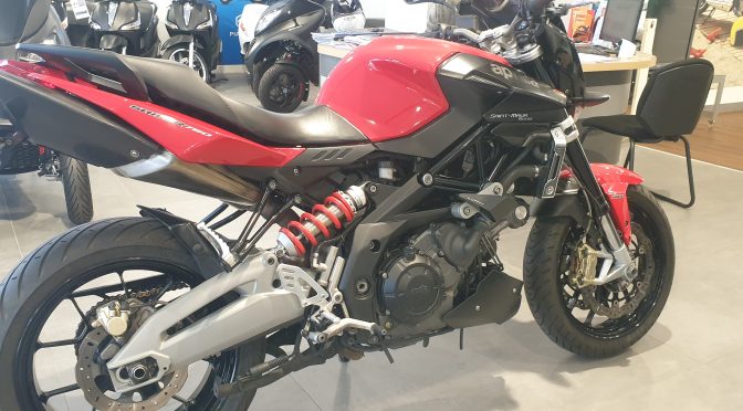 [OCCASION] Aprilia Shiver 750  2014 – 45100KMS – Vendue